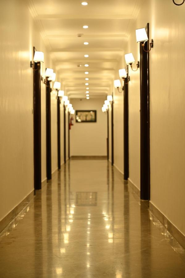 Hotel Js Souvenir Dehradun Exterior photo